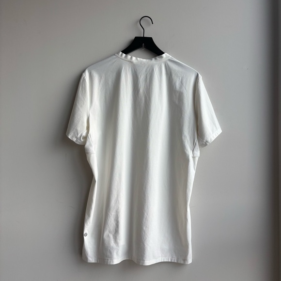 Lululemon Men’s Ventilated Tennis Short-Sleeve Shirt, Size M - Picture 9 of 13